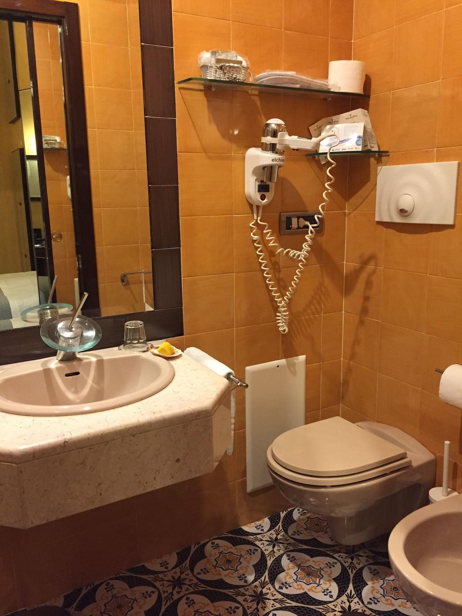 Hotel Miramare Naples